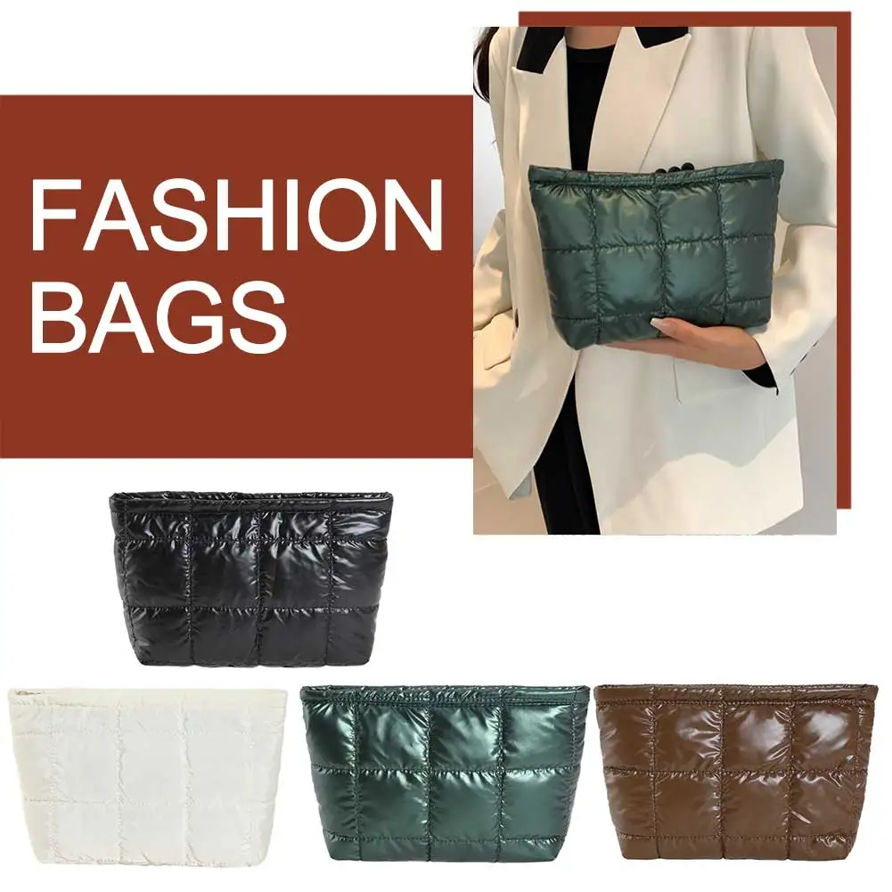 حقيبة أدوات الزينة النسائية مبطنة لتخزين المكياج، حقيبة تنظيم المكياج ذات سعة كبيرة، حقيبة مكياج منتفخة بلون سادة