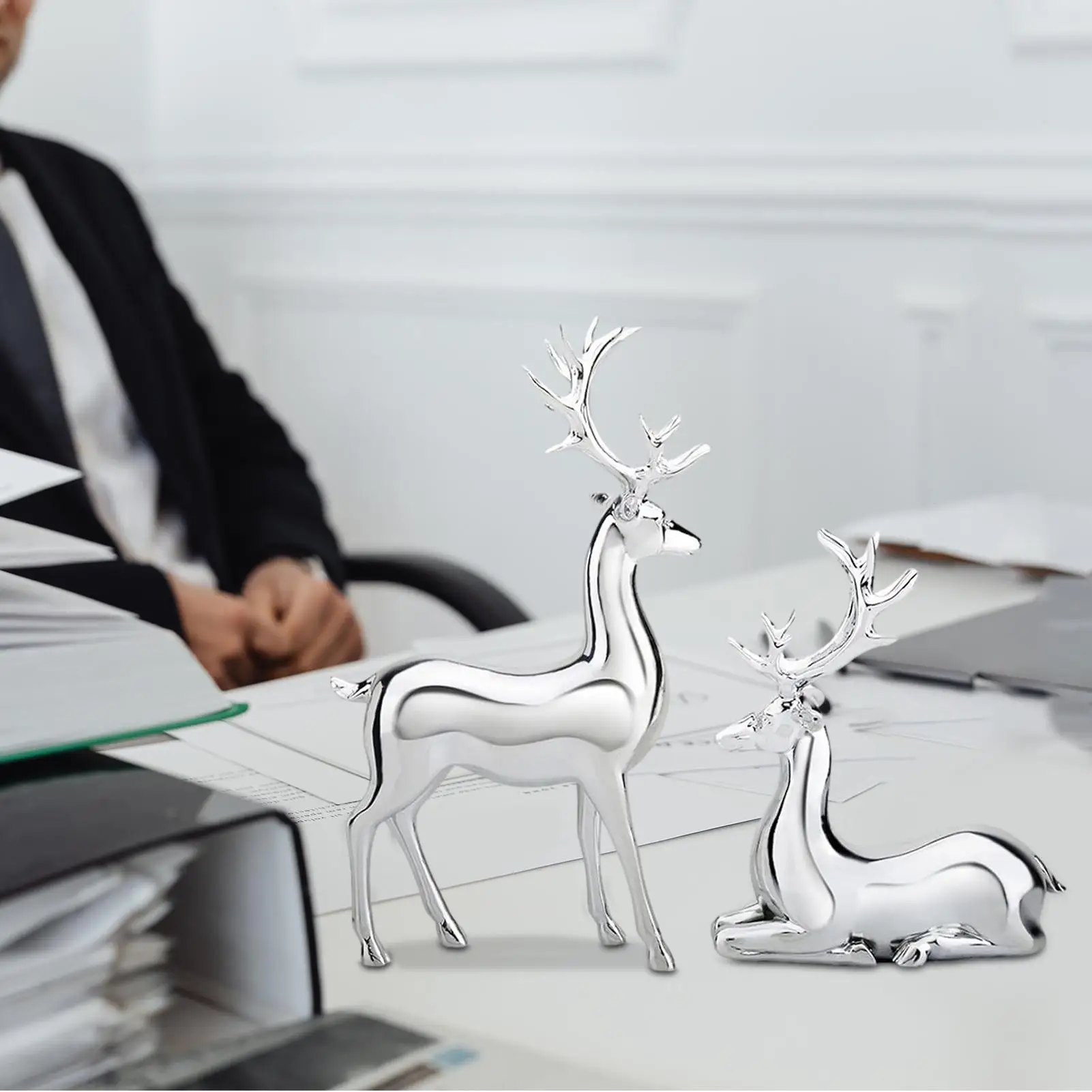 Silver Deer 2PCS Silver Reindeer Table Decor Resin Sculpture Handicraft Home Decor for Display Cabinet Bedside Table decorations