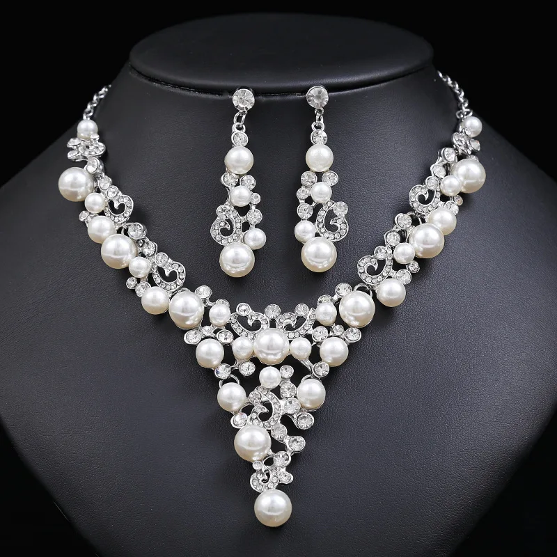 

Style Super Fairy Imitation Pearl Crystal Leaf Necklace Earring Set Necklace / Earrings Fashion For Lady Party Gift Fashion