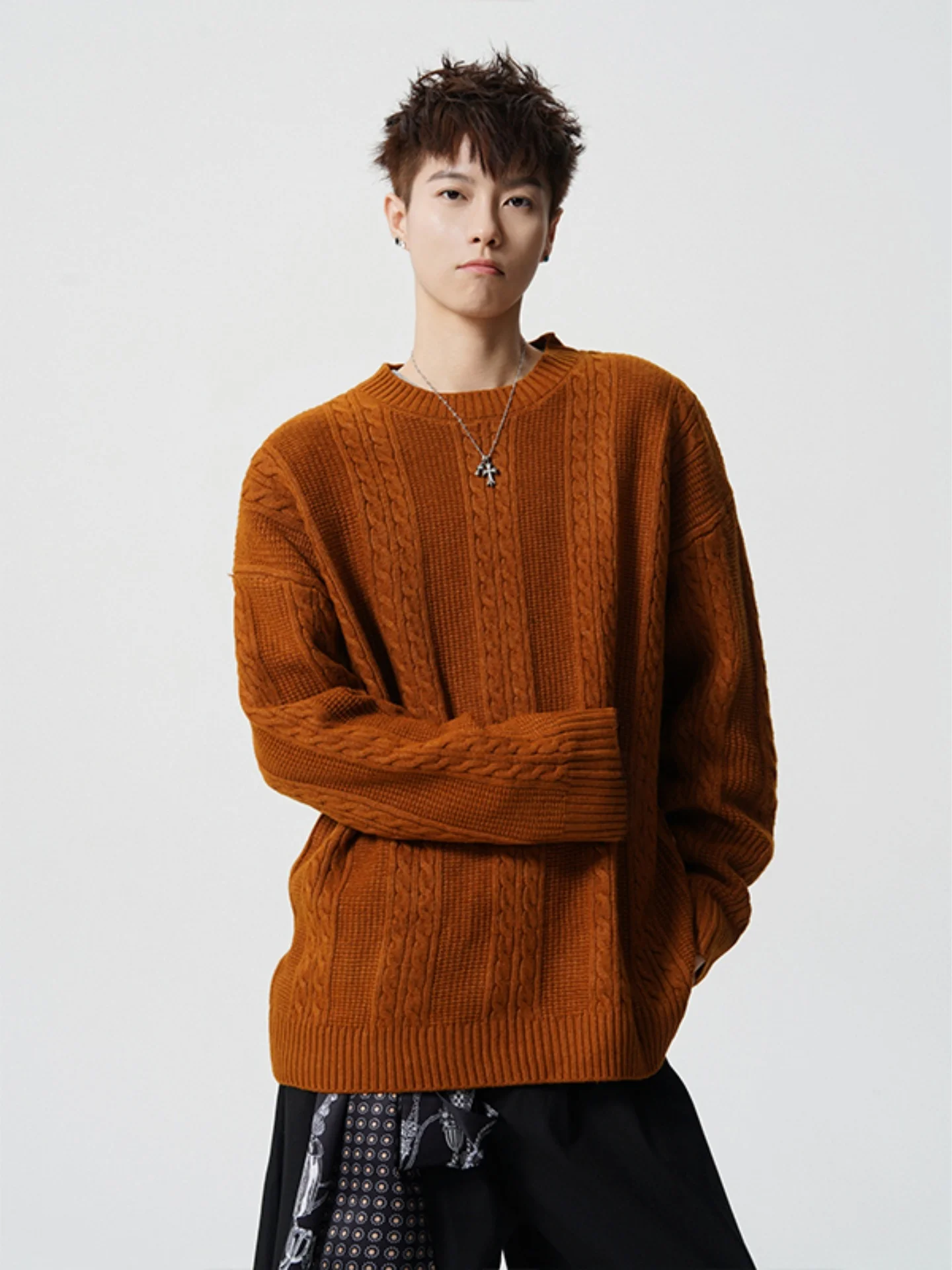 

Men's Autumn Winter Knitted round Ne Sweater Loose Fit Comfortable Basic Color Casual Sle Inner Wear T-irt