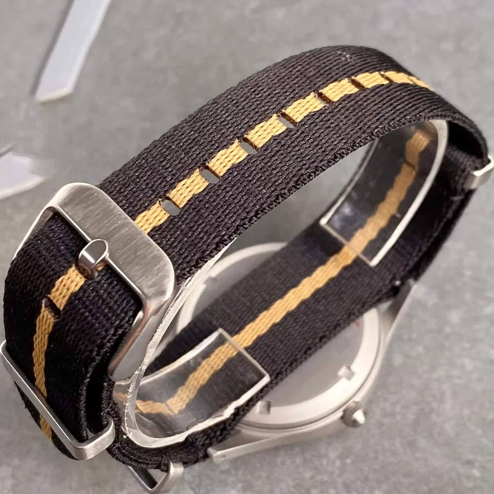 Customized 40mm NH35/PT5000 Automatic Retro Watch Clown Black Dial two-tone Nylon Strap 20BAR Diving Sandblasted Men Wristwatch