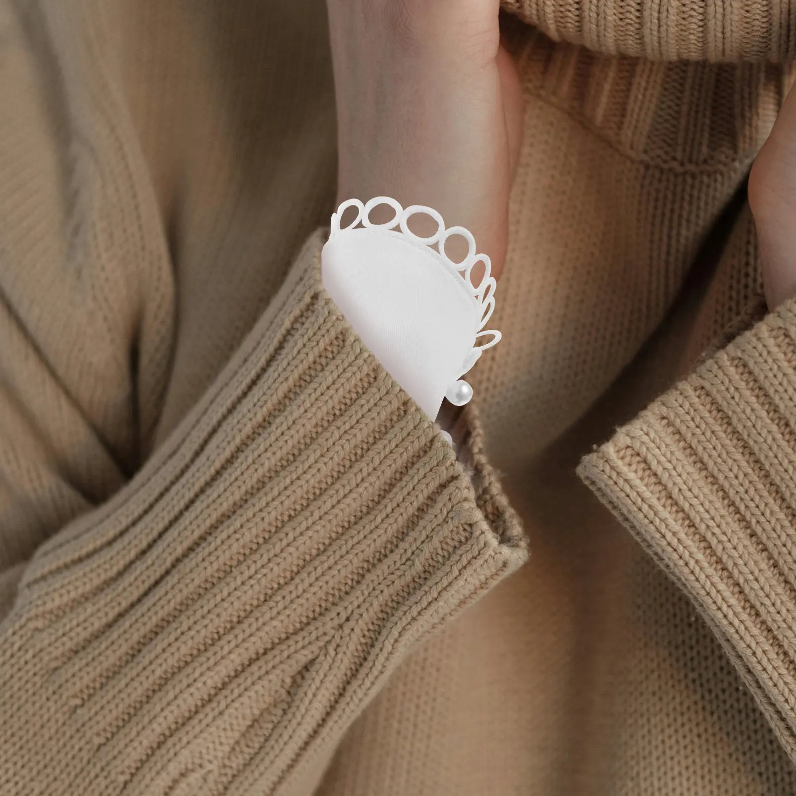 2Pcs Business Suit Fake Sleeve Cuffs White Cotton Detachable Wrist Sleeve Cuff Extenders Decorative Blazer Coat Cuff Overlays