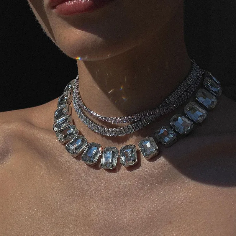Simple Shiny Square Large Crystal Necklace Ladies Party Ball Fashion White Crystal Lock Bone Chain Jewelry Accessories