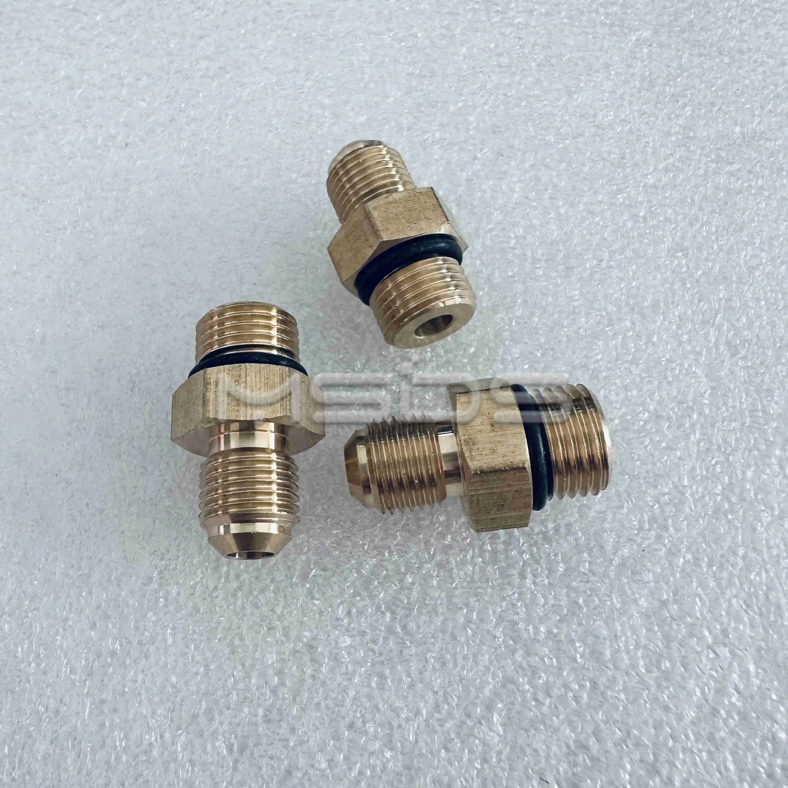 

K19 QSB5.9 Cummins Engine Parts Male Union 3032872