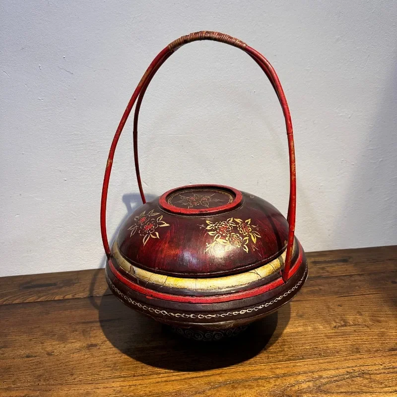 Painted wooden basket old basket flower arrangement flower basket Ming and Qing classical nostalgic old objects craft ornament