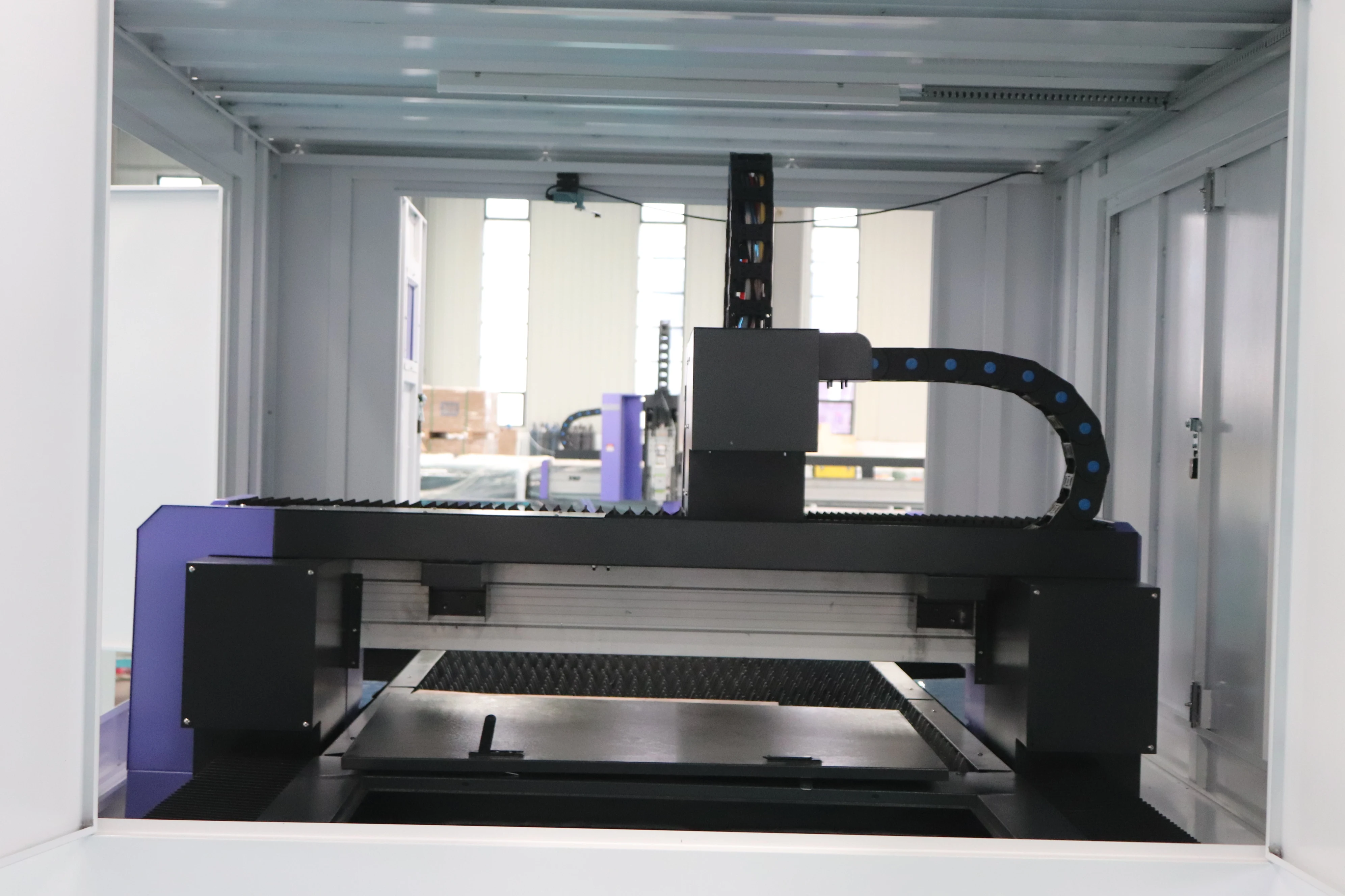 Raycus IPG 3015 1000w 1500w 2000w 3000w 6000w cnc metal carbon fiber laser cutting machine