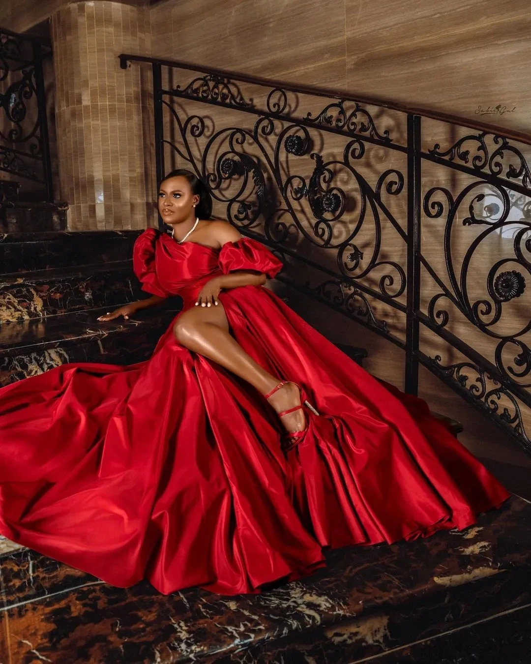 Asymmetrical Off Shoulder Long African Women Wedding Reception Dress Aso Ebi Formal Party Gowns Gorgeous Red Satin Prom Dresses