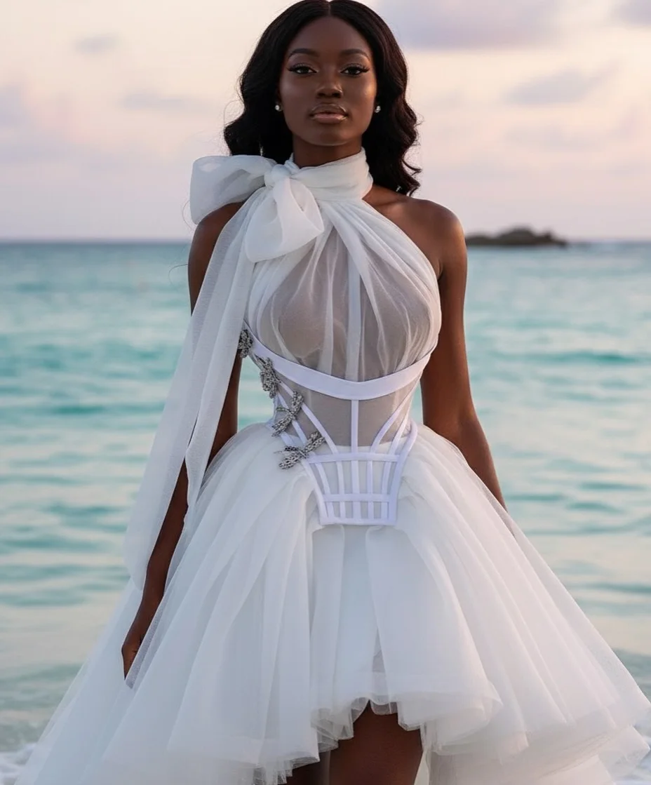 트렌디한 화이트 홀터 튤 숏 프롬 드레스, 리본 넥, 우아한 하이 로우 메쉬 이브닝 파티 가운, 보헤미안 웨딩 게스트 드레스 ﻿