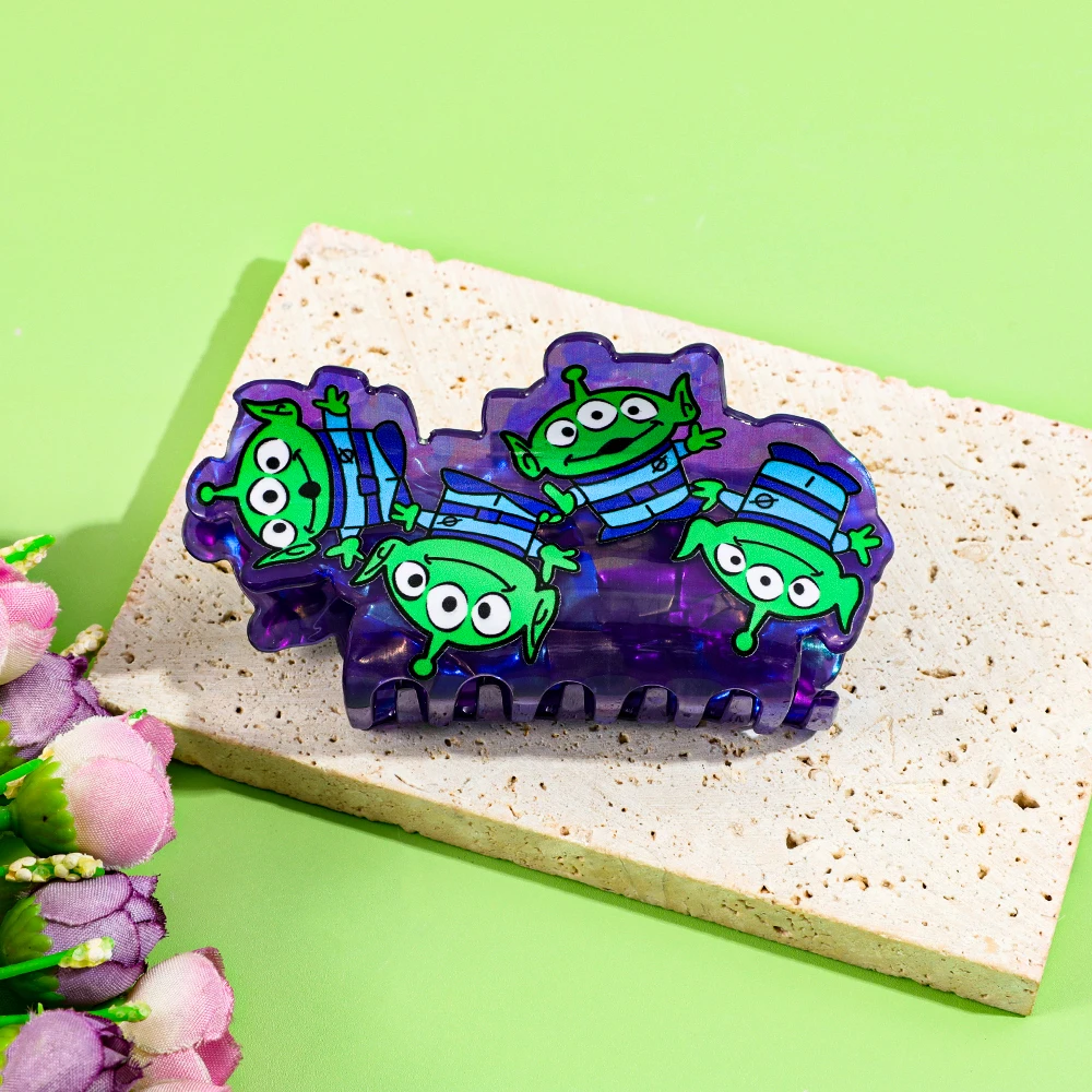 

Disney's cute purple three-eyed alien hair claw, a multi-functional hair accessory hair claw