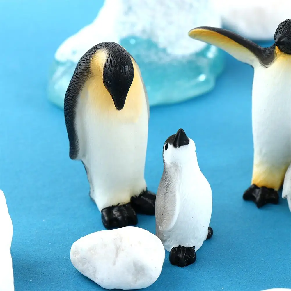 مكتب صغير ختم البطريق فيض الحرفية الشتاء تمثال الجنية حديقة زخرفة المشهد الصغير مصغرة