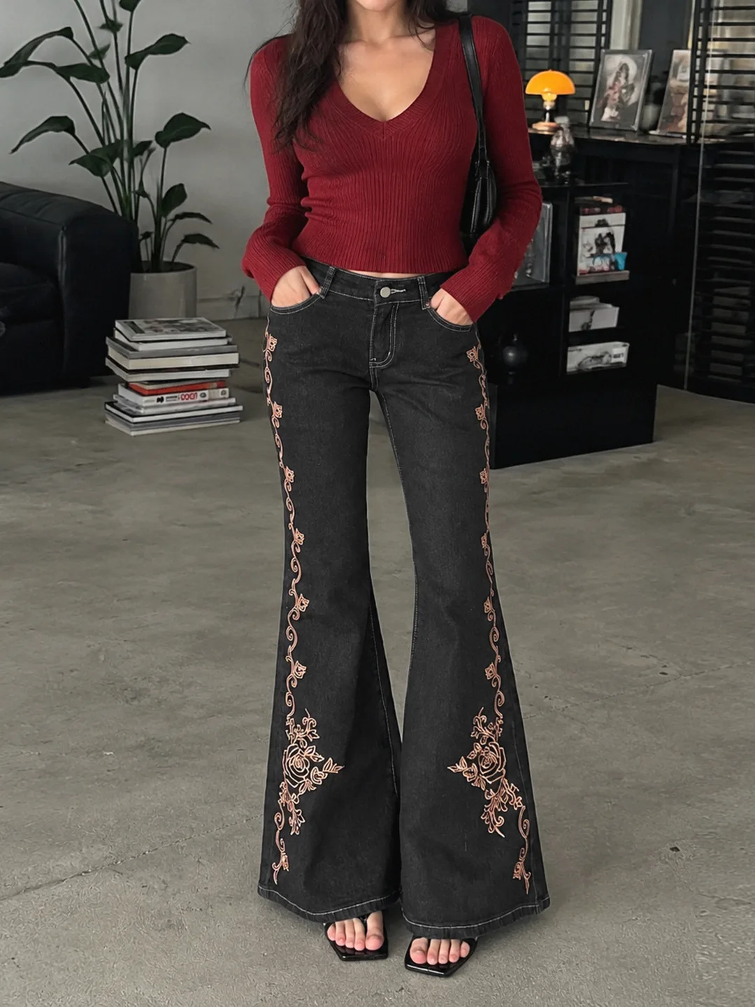 Western Floral Embroidered Flare Jeans Women Low Waist Stretch Denim Pants Vintage