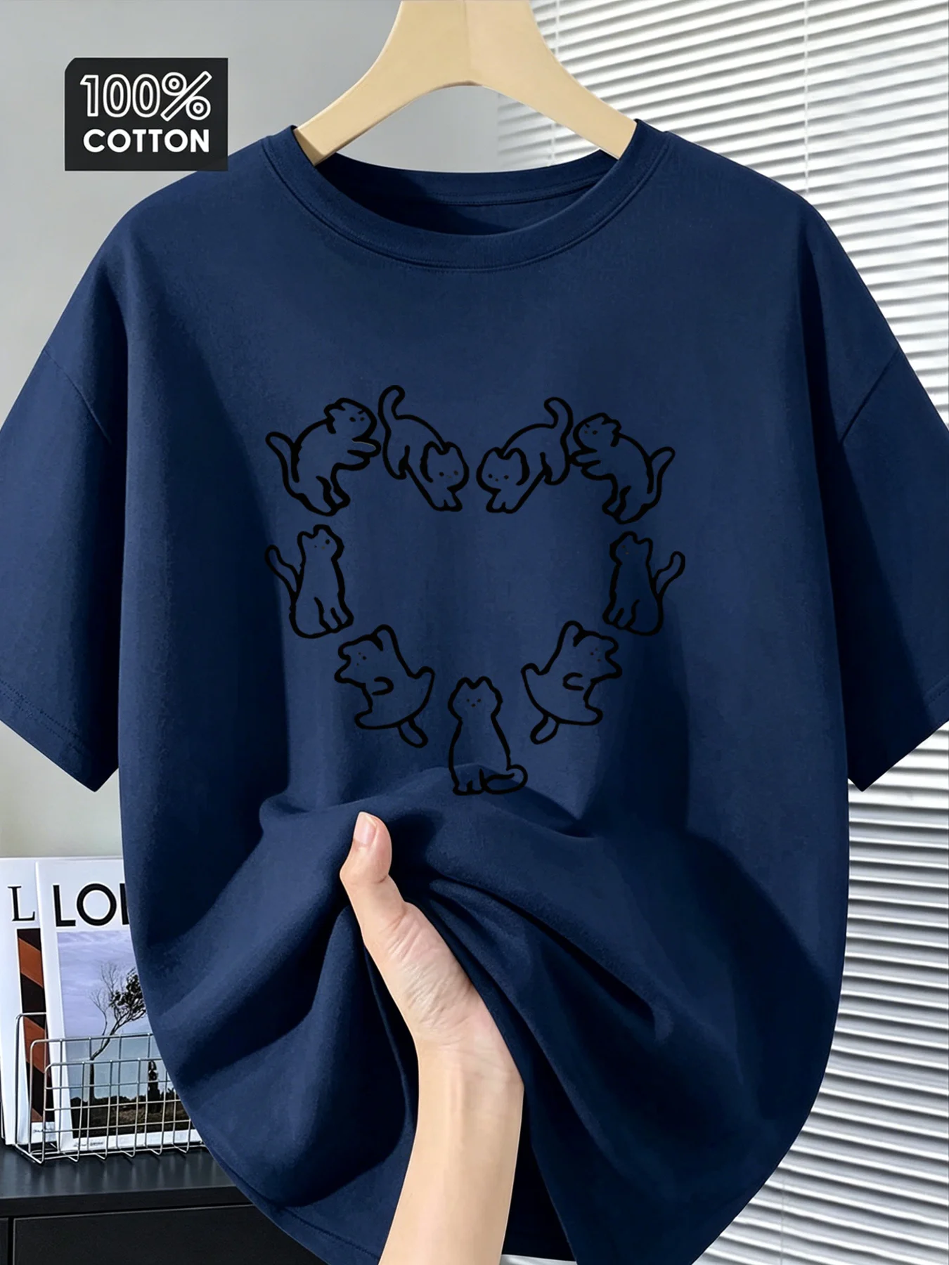 Eight Kittens Gather in A Heart-shaped Print Men's and Women's Summer Casual Trend, Summer Clothes, Personalized Street T-shirt