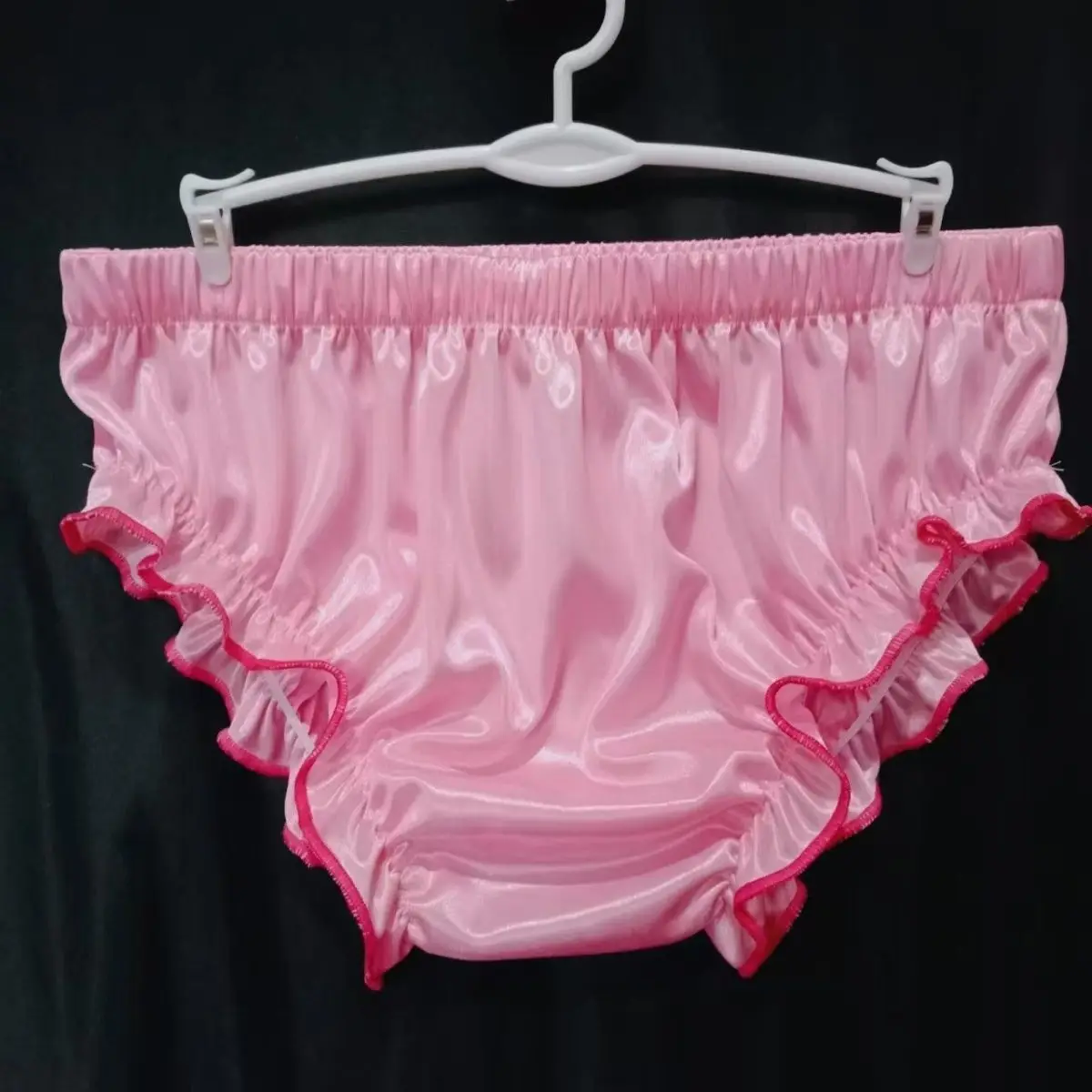 

Within 70kg Pink Glossy Shiny Ruffles Lingerie Panties Women Men Plus Size Underwear Sexy Briefs