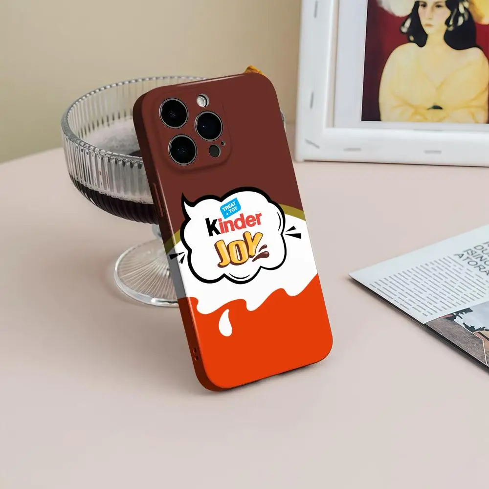 Trolly ovo kinder alegria surpresa caso de telefone para iphone 17 16 15 14 13 12 pro max plus brilhante hd buraco fino filme líquido casca macia