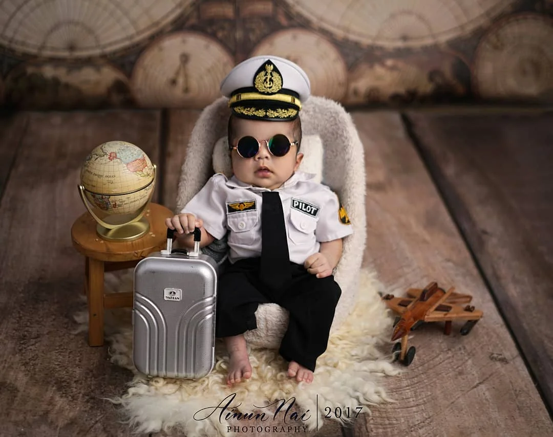 Newborn Photography Props Mini Computer Glasses Suitcases Gentlemen Flat Hat Bow tie Set Costume for Baby Decor Goods Accessorie