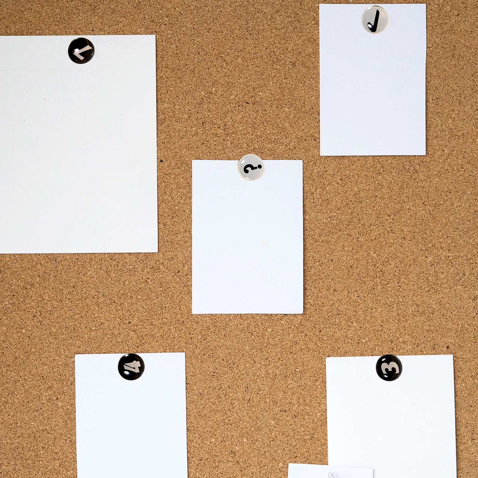 

104Pcs Thumbtacks Small Delicate Pushpins for Office School Bulletin Boards Map Markers Travel Photo Holder Practical Pushpins