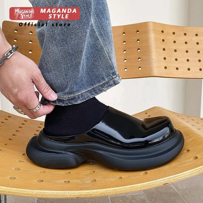 

Simple shiny big head leather slippers for men with thick soles anti slip for summer wear height increasing 5CM M Muller shoes