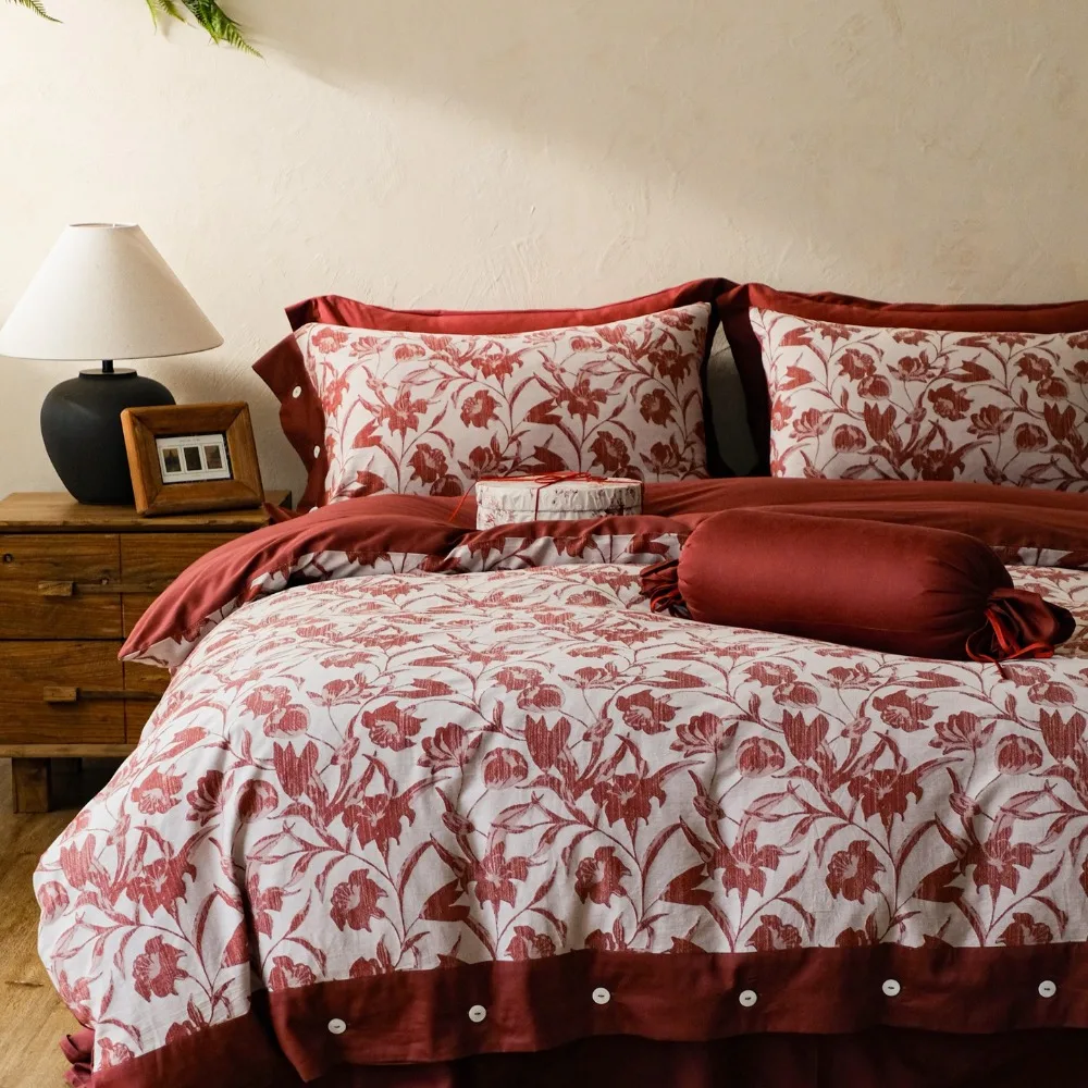 New Chinese 80S Pure Cotton Woven Jacquard Red Wedding Four-piece Set Button Dark Pattern Quilt Cover Bed Sheet Pillowcase
