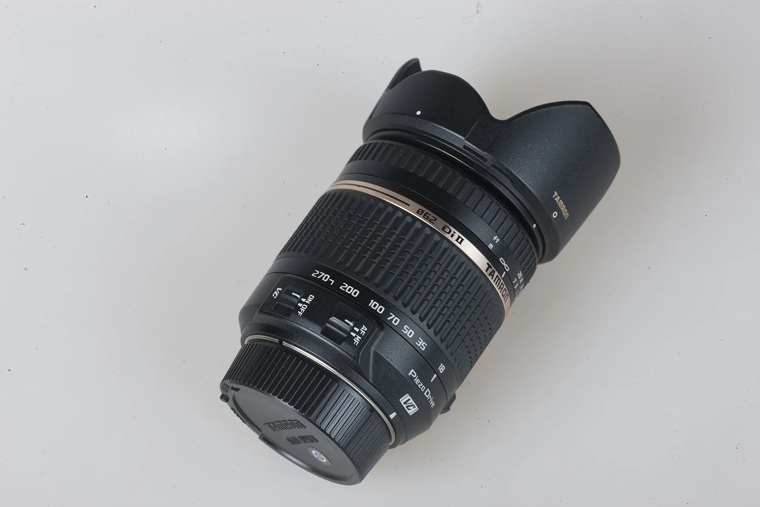 Tamron Auto Focus 18-270mm F/3.5-6.3 Di II PZD All-In-One Zoom Lens with Built in Motor for Sony DSLR Cameras (Model B008)