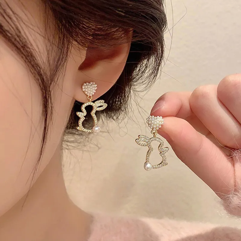 925 Silver Needle Korean Fashion Crystal Little Rabbit Drop Earrings For Women Jewelry 2024 Trending Cute Pearl Heart Earrings