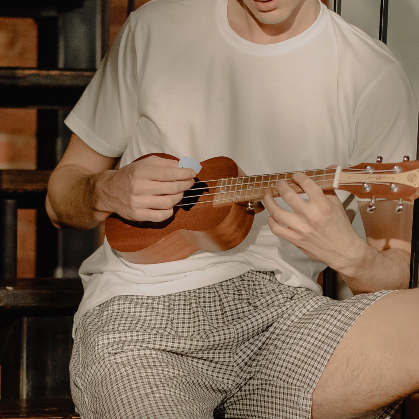 12 Uds púas de guitarra de acero inoxidable púas profesionales duraderas para accesorios de guitarra de sonido auténtico púas de bajo