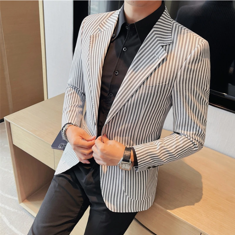 High Quality Autumn Striped Suit Jacket for Men Fashion Slim Fit Casual Business Blazers Masculino Wedding Social Men Clothing