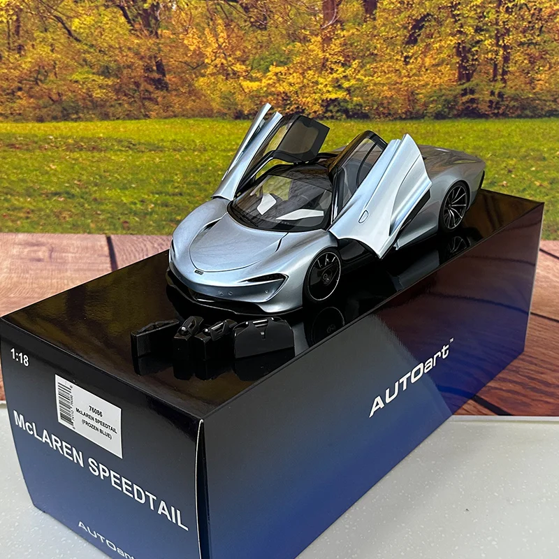 AUTOART 1:18 McLAREN SPEEDTAIL Car Model Collection Sports car ABS material to send friends birthday gift personal collection