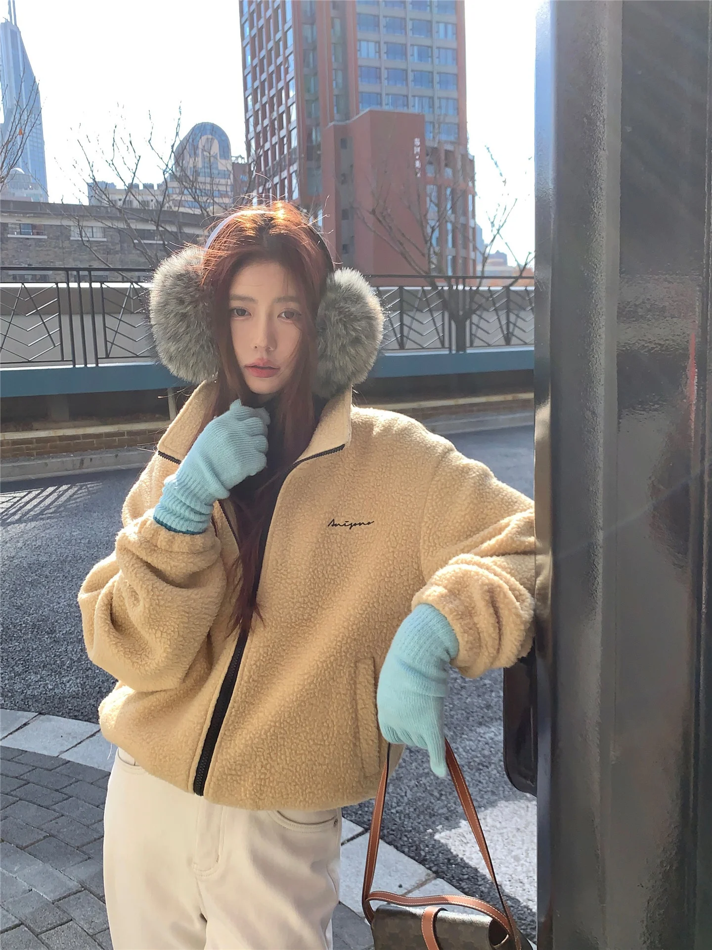 

Retro aped Fce Lamb Fur Zipper Jaet Warm Loose Color Blo Stand Collar Winter Top for Women Polyester Fiber Long Sve