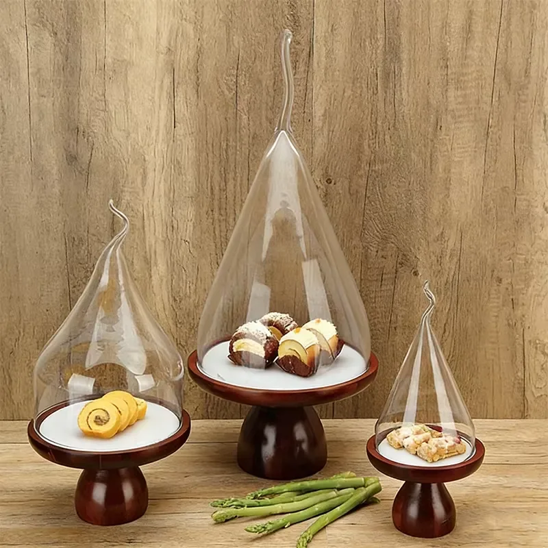 Solid Wood Cake Stand With Clear Dome Cover For Hotel Buffet Display Commercial Pastry Holder Elegant Dessert Presentation