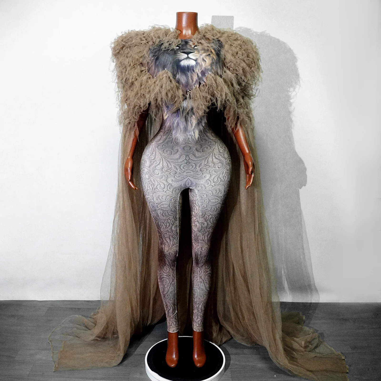 

Sexy Mesh Cloak Lion Pattern Jumpsuit Nightclub Stage Dance Costume Halloween Cosplay Female Singer Stage Performance Costume