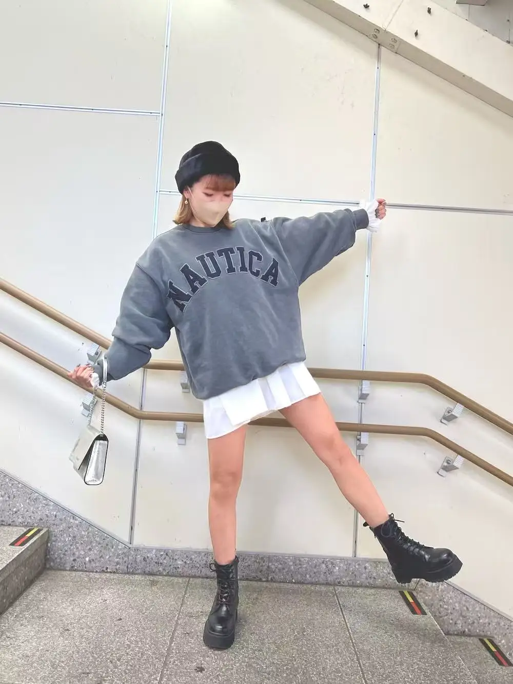 

Мужской свитшот из хлопка с крупным логотипом, нейтральный стиль, длинный рукав, для повседневной носки