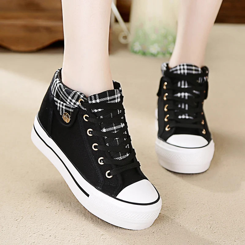 Spring Summer 2025 Women's Canvas Shoes Color Block Thick Bottom Platform Korean Style Puffy Slippers Casual Trendy Student S...