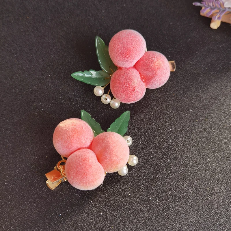 

Adorable Autumn Winter Furry Ball Hair Accories Children's Peach Hair Clips Ele Fre Beau Warm Winter Hair Decorations