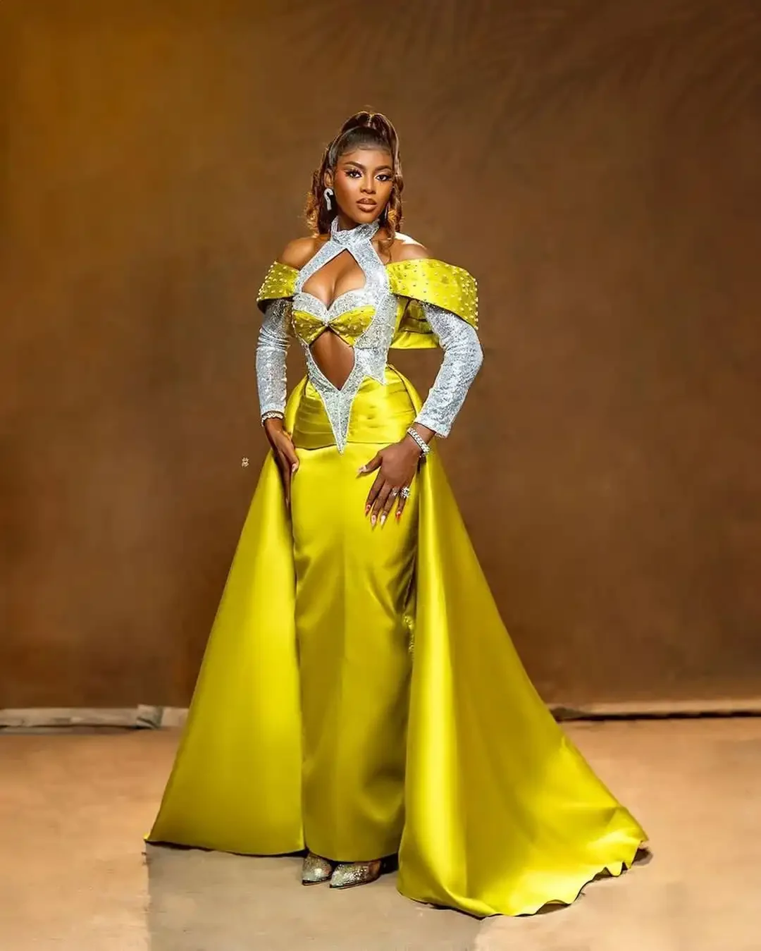 customize Glamorous Aso Ebi Beaded Satin Prom Evening Gowns Halter Slivery Sequin Sleeve Africa Formal Occasion Dresses Robe de