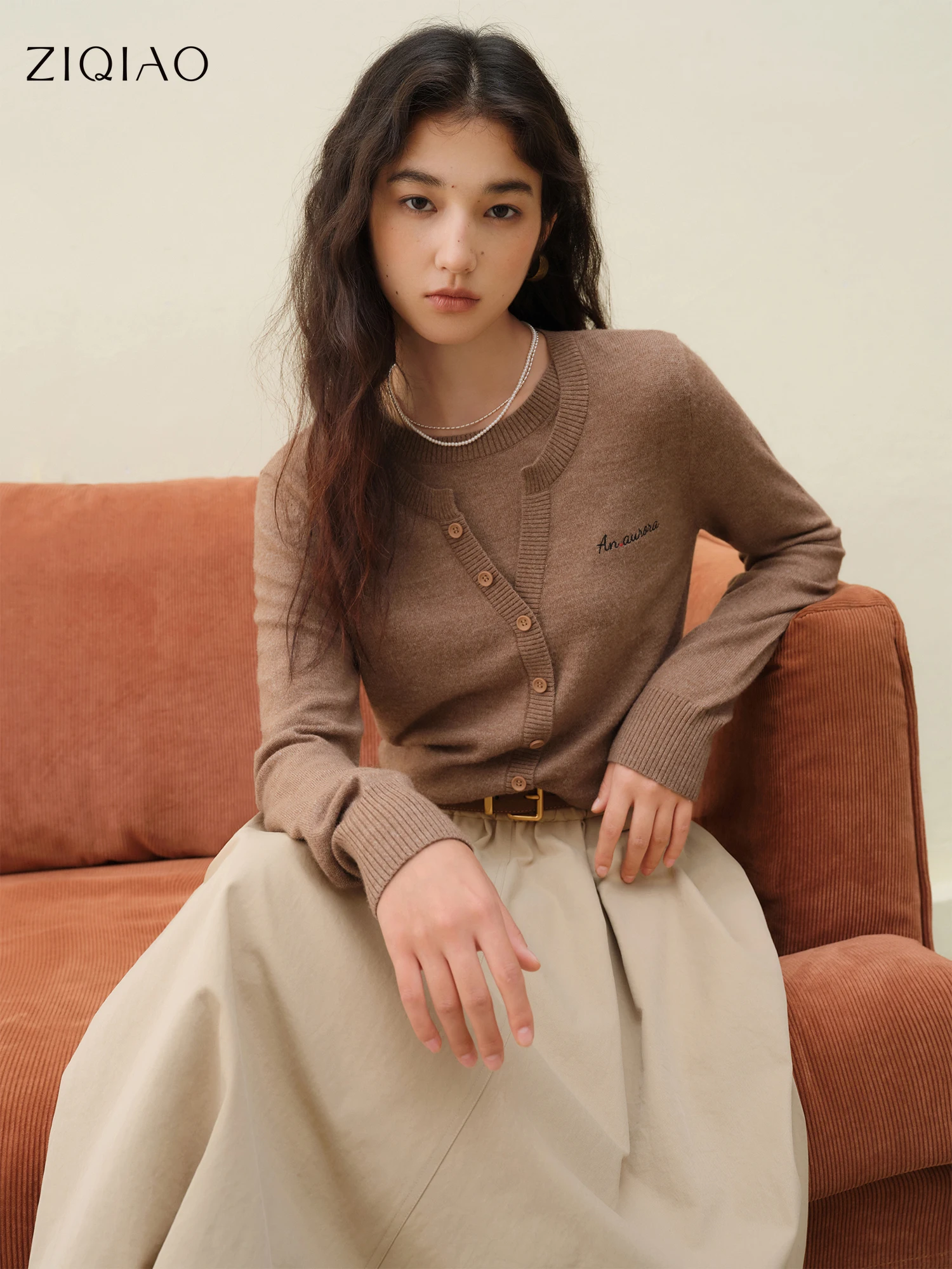 

ZIQIAO Women's Petite Fake Two Pieces Knit Sweater 2025 Fall Winter New Arrival Korean Inspired Atmosphere Knit Top Pullovers
