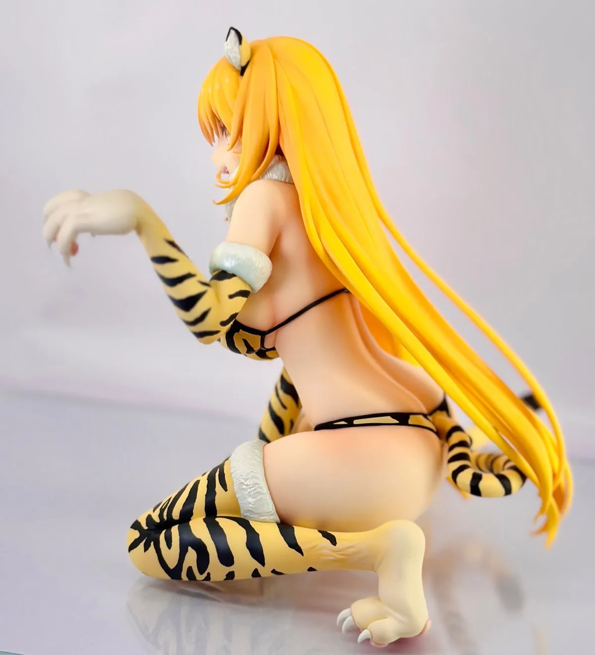

【Original】Alter Magic Forbidden Book Catalog Shokuhou Misaki Tiger Pattern Bikini 1/6 Scale Beautiful Model