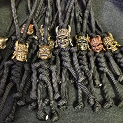 Paracord clasp Woven pendant Hannya mask Knife bead ornament Rope braided keychain Outdoor Backpack Lanyard はんにゃ