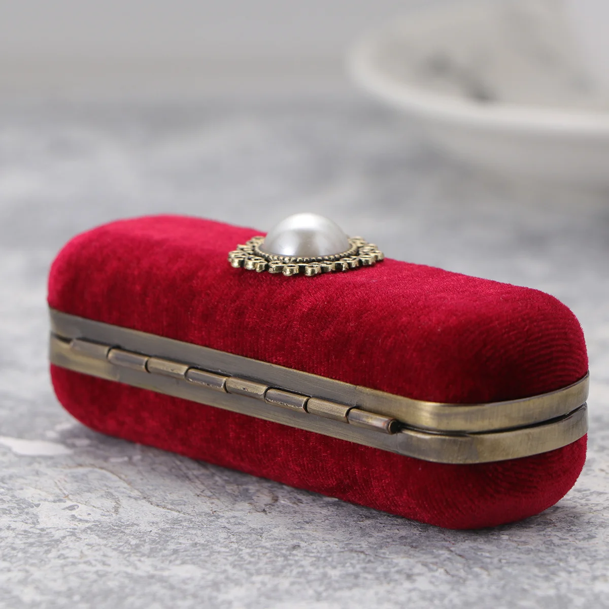 

Retro Lipstick Storage Box Red Durable Makeup Organizer Case Mirror Travel Holder Lip Balm Organizer Lipstick Case