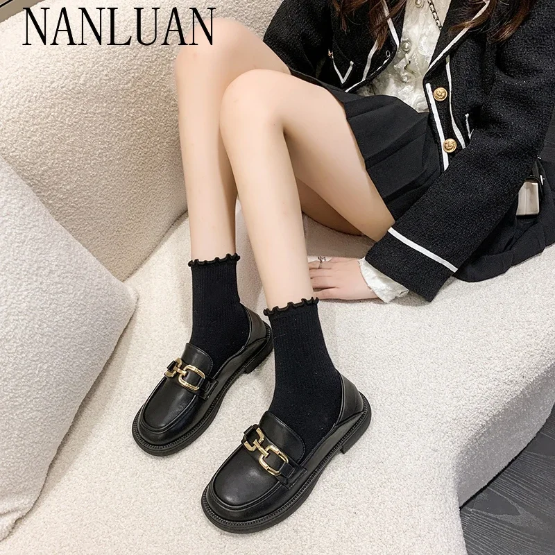 2024 Boutique Woman Pumps Cute Black Loafers Low Heel Elegant Shoes for Women Normal Leather Casual Social Premium Fashion Offer