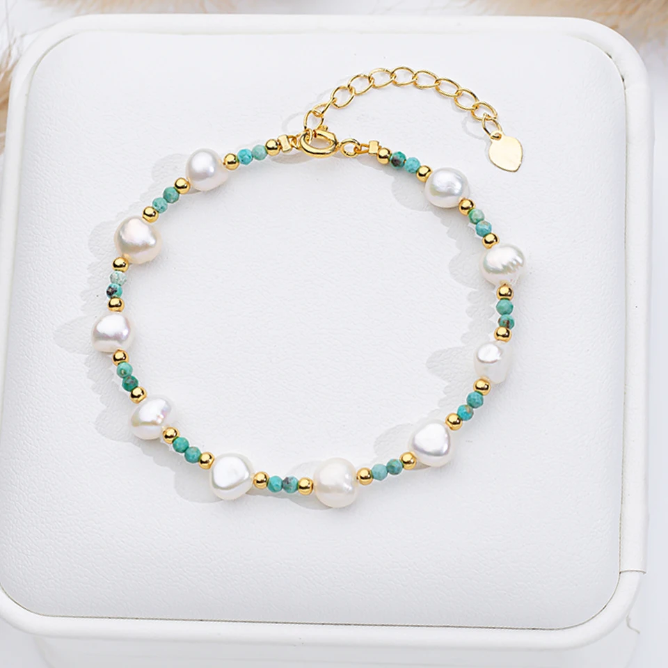 Damen-Armband mit 6 mm Süßwasser-Barockperlen und 2 mm Naturstein-Armreif