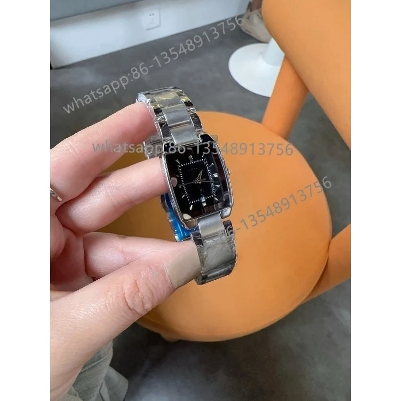 

Новые женские часы с квадратным календарем, легкий роскошный стальной ремень, не выцветает, простые и универсальные, модные, водонепроницаемые