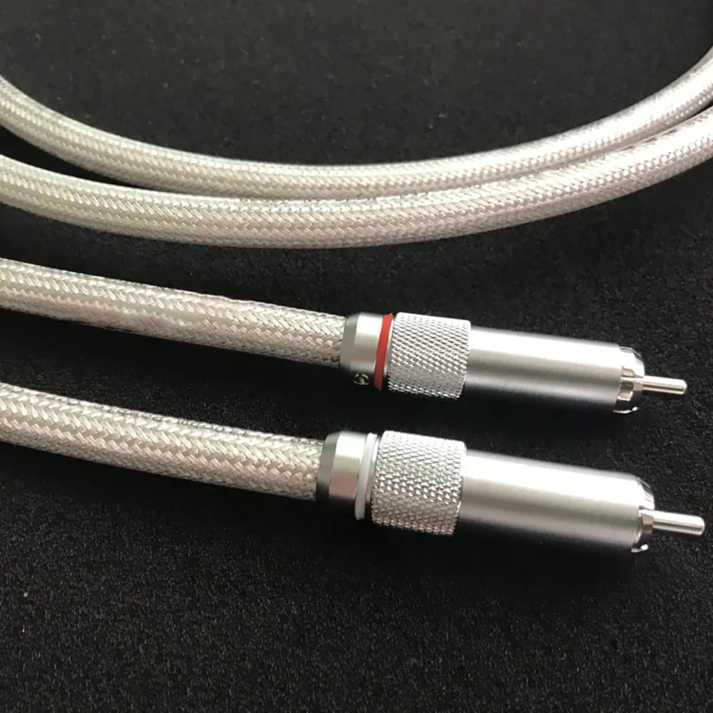 

Oyaide FTVS-910 2 Core 5N Silver Flagship Signal Line With Rhodim Plated RCA Male Plug Rca audio Line