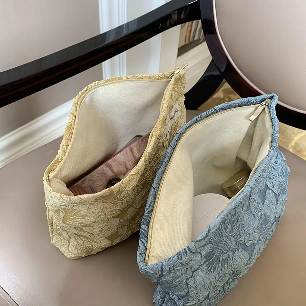 Ins Large Capacity Makeup Bag Flower Advanced Cosmetic Bags High Appearance Simple Storage Pouch Bags Women Cosmetic Organizer