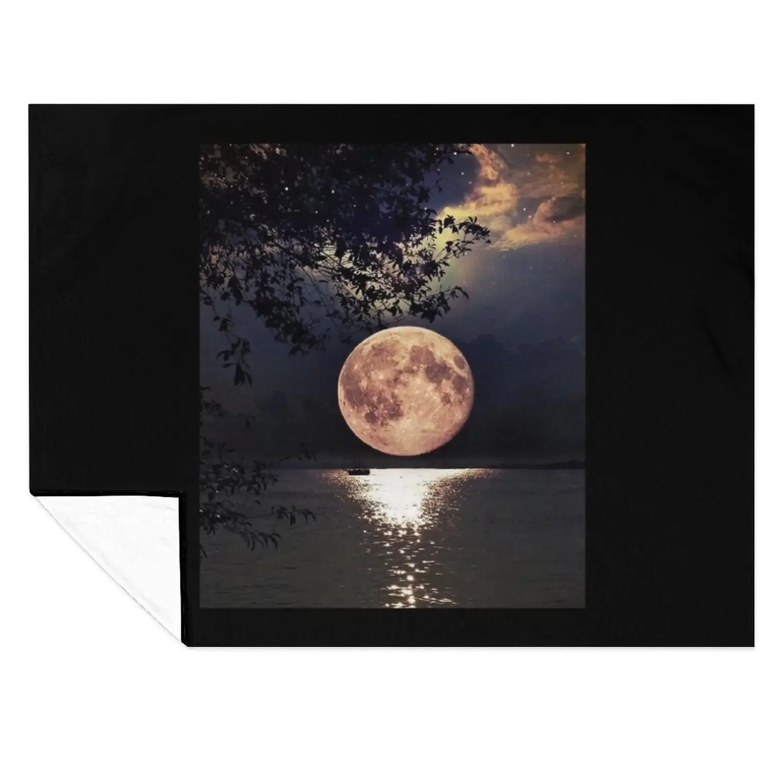 

Wonderful View of the Moon at night Throw Blanket Weighted christmas gifts Soft Big Vintage Blankets