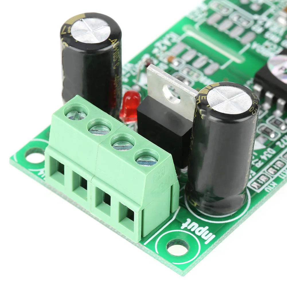 Anolog Quantitie Isolation Module Stable DC12-32V Isolation Board Anti-interference 0-10V Amend Output Voltage for Calibrating