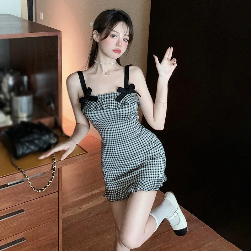 Korean Version Sweet Dress Suspender Dress Sexy Hanging Strap Checkered Short Style Dress for Women Fashion Sexy Breathable Smal