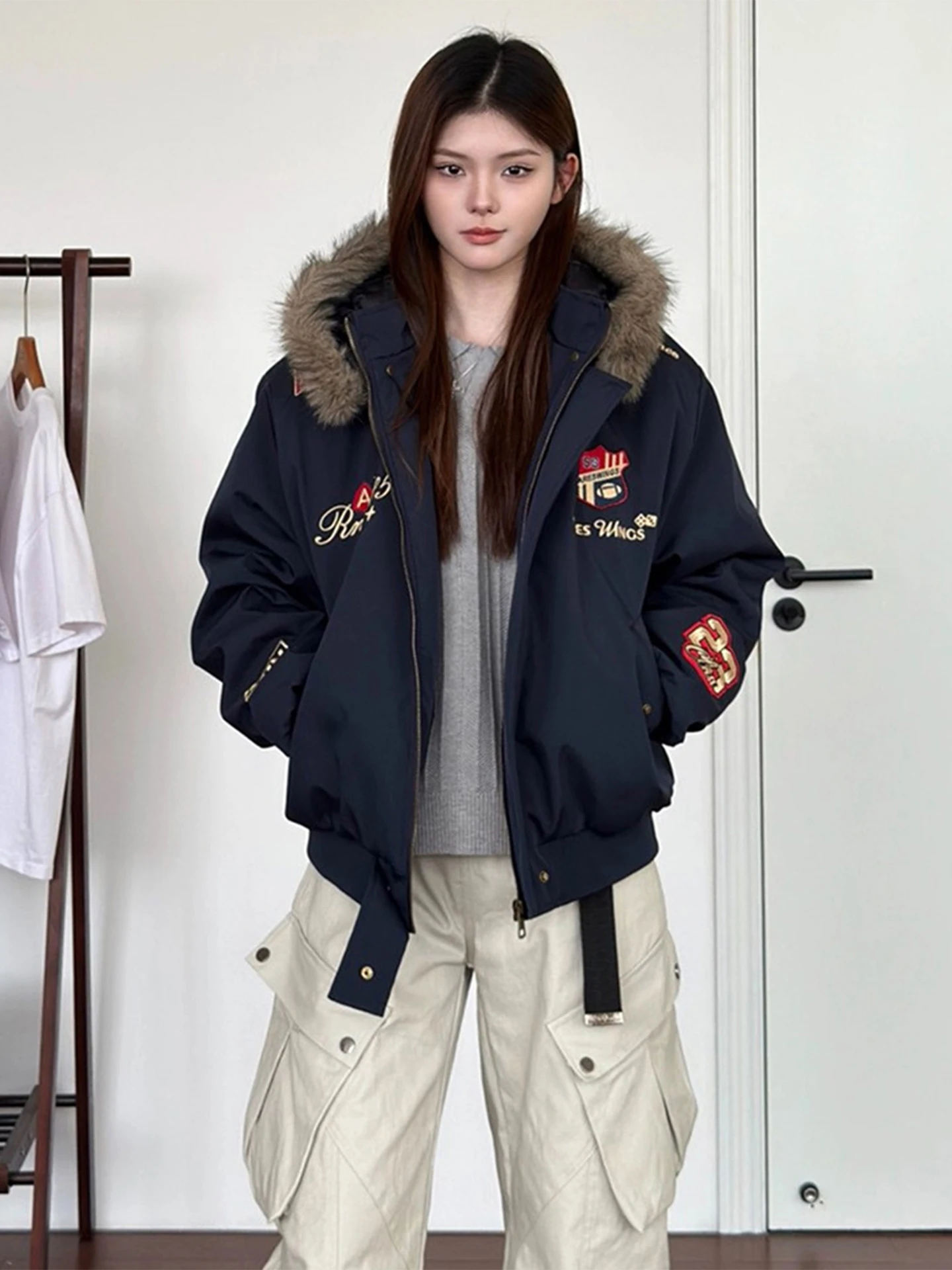 

Мужская зимняя теплая куртка AN k Blue из хлопка с вышивкой, с отстегивающимся меховым воротником, на молнии, длинная, с длинными рукавами.