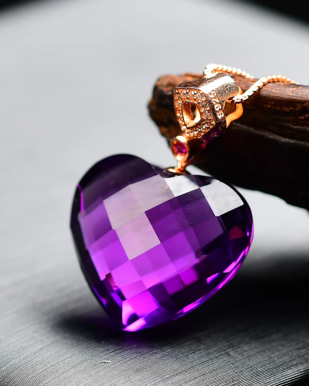 الخزامى الطبيعي الأرجواني جمشت قلادة كوارتز جمشت قلادة 19*17*9 مللي متر الأوجه مجوهرات حجر AAAAAA #1