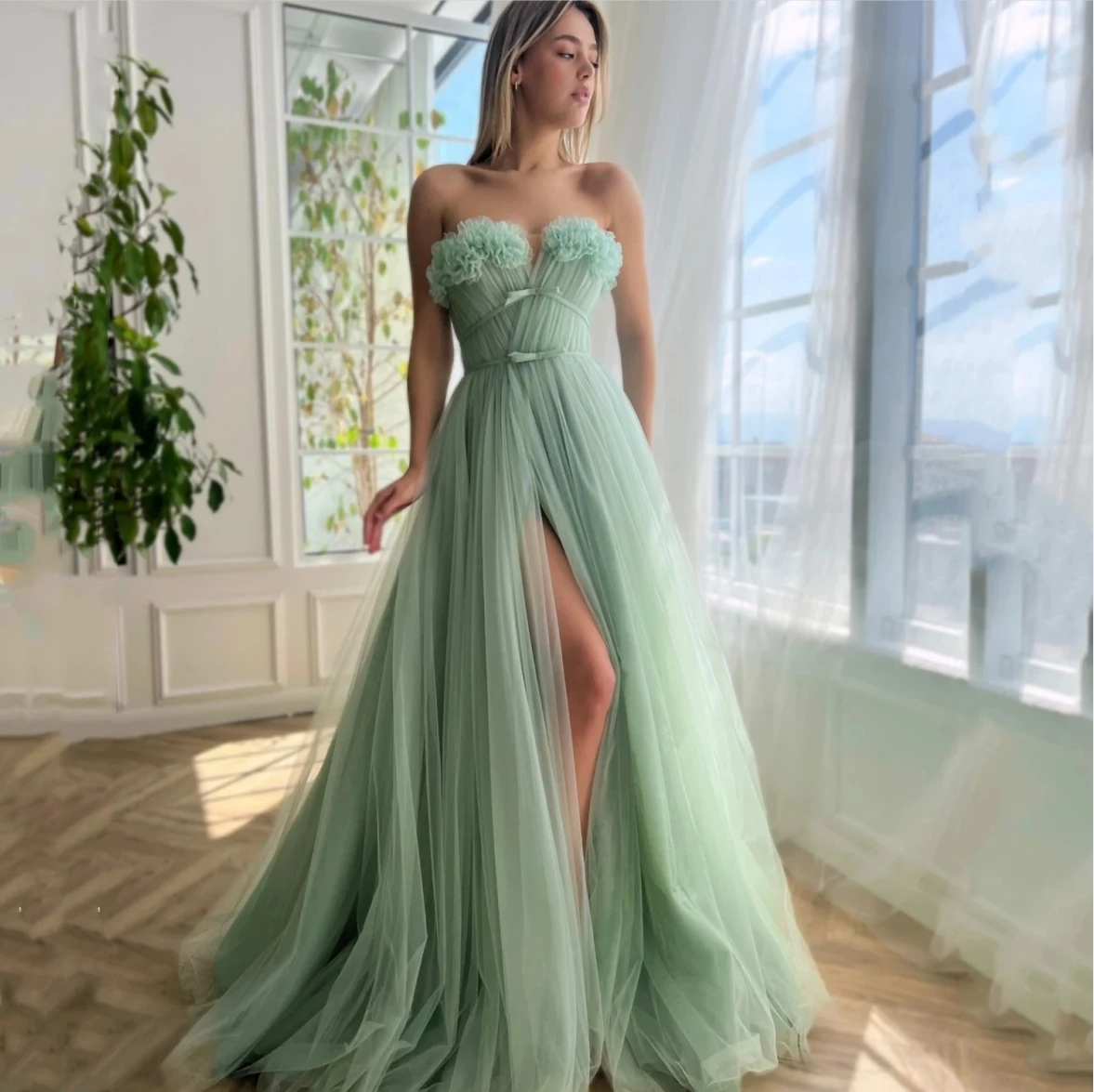 

A Line Tulle Strapless Evening Dresses for Prom Graduation Gala Elegant Luxury Wedding Guest Party Wear Gown for Women