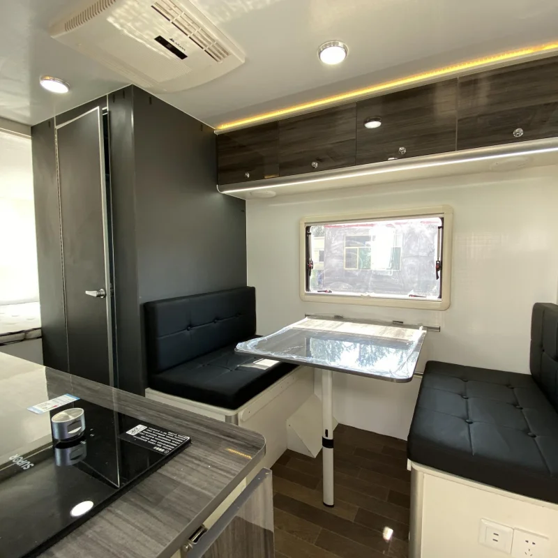 Camper Trailer Rv Caravan Offroad Travel Trailers Motorhome Camping Trailer Vehicle  Customizable